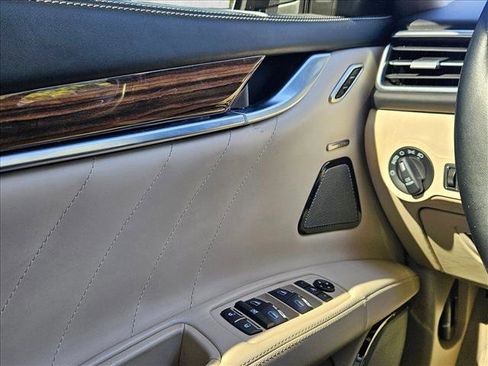 Used 2020 Maserati Ghibli S GranLusso image 23