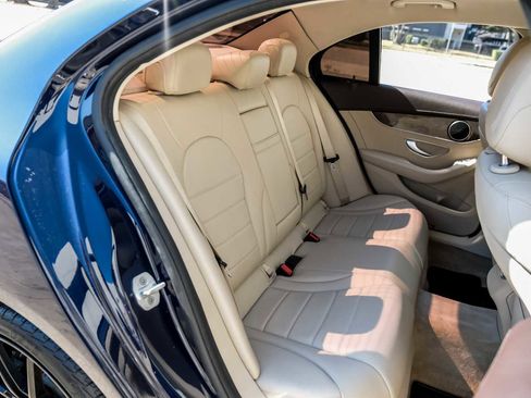 Used 2016 Mercedes-Benz C 300 4MATIC Sedan image 35