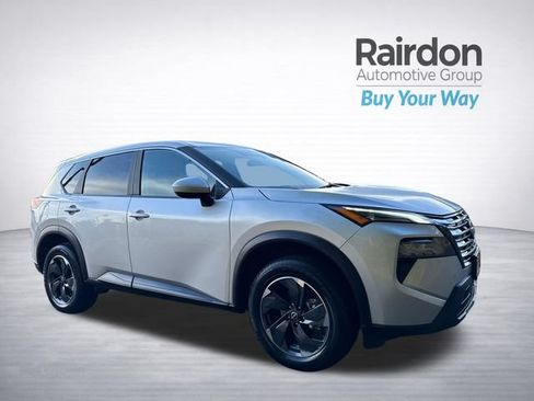 Used 2024 Nissan Rogue SV AWD/4WD image 1