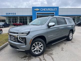 New 2026 Chevrolet Suburban Premier video 2