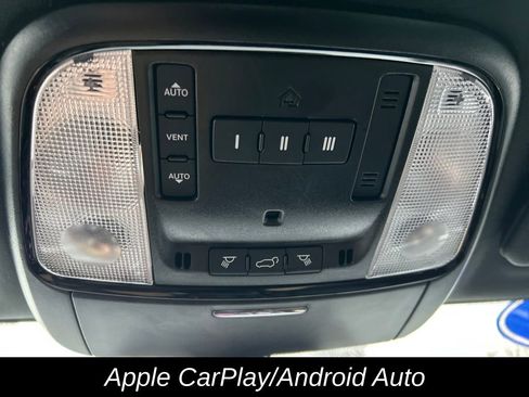 Used 2025 Dodge Durango GT image 40