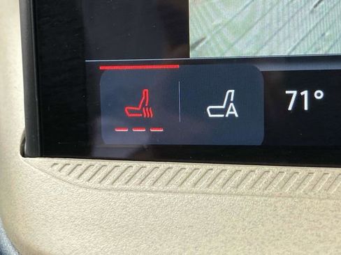 Certified 2025 Ford Maverick Lariat w/ 4K Tow Package image 30