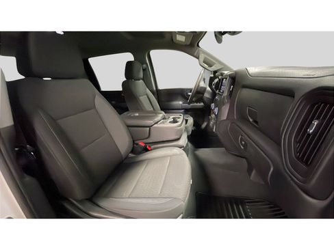 Used 2024 Chevrolet Silverado 2500 Custom w/ Custom Value Package AWD/4WD image 17