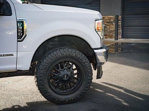 Used 2021 Ford F350 XLT w/ XLT Value Package image 5