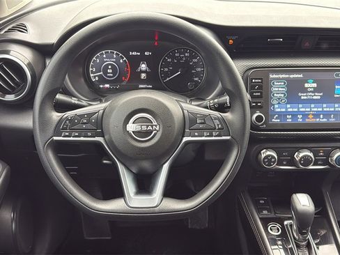 Used 2023 Nissan Kicks SV image 19