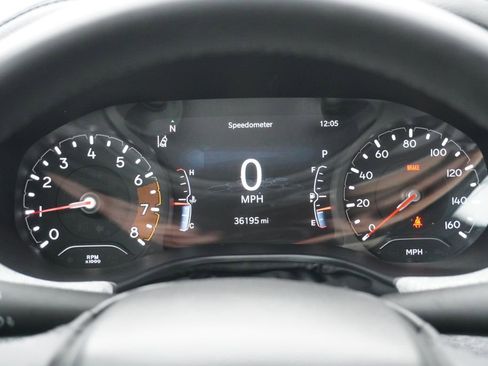 Used 2023 Jeep Compass Latitude image 20