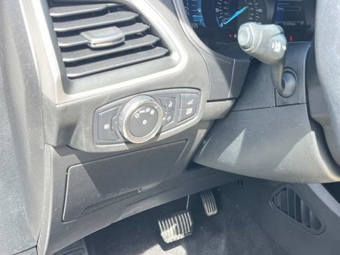 Used 2022 Ford Edge SEL w/ Convenience Package AWD/4WD image 37
