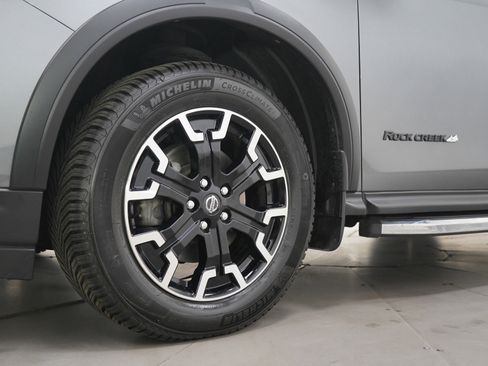 Used 2020 Nissan Pathfinder SL image 29