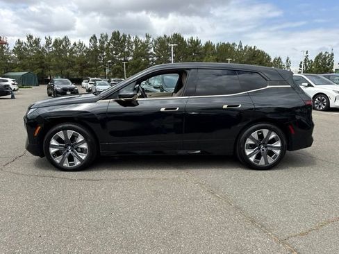 Used 2026 BMW iX xDrive60 w/ Executive Package AWD/4WD image 13