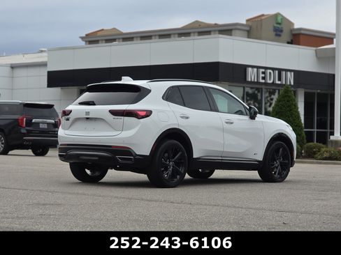 Used 2025 Buick Envision Sport Touring AWD/4WD image 7
