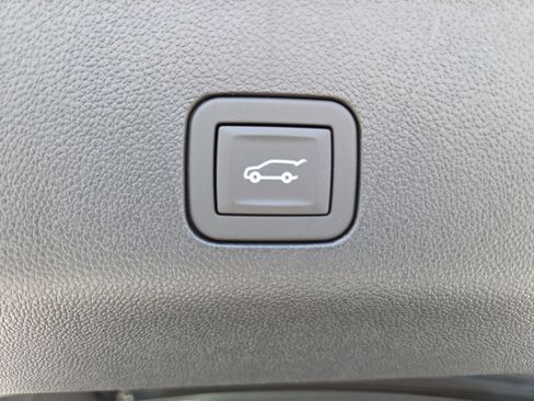New 2026 GMC Yukon Elevation w/ Elevation Premium Package RWD image 25
