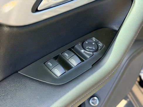 Used 2021 Chevrolet Blazer LT FWD image 19