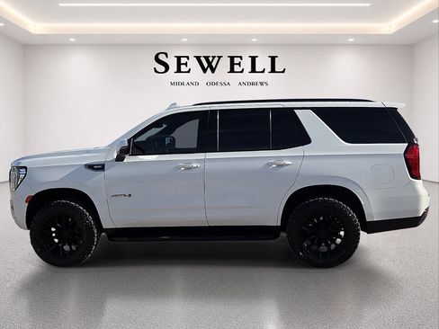 Used 2023 GMC Yukon AT4 AWD/4WD image 2