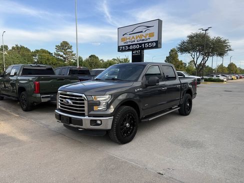 Used 2016 Ford F150 XLT w/ Equipment Group 302A Luxury AWD/4WD image 3
