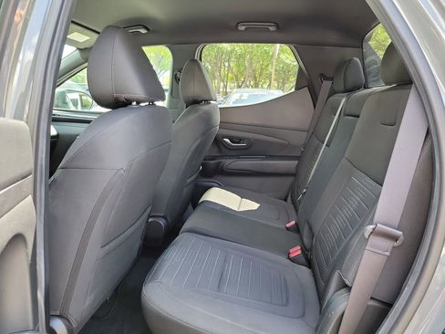 Certified 2022 Hyundai Santa Cruz SEL FWD image 12