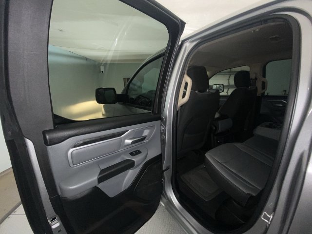 Used 2020 RAM 1500 Big Horn AWD/4WD image 22