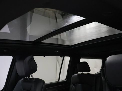 Used 2024 Jeep Wagoneer Series II w/ Convenience Group I image 10