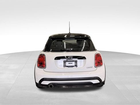 Used 2024 MINI Cooper 2-Door Hardtop FWD image 4