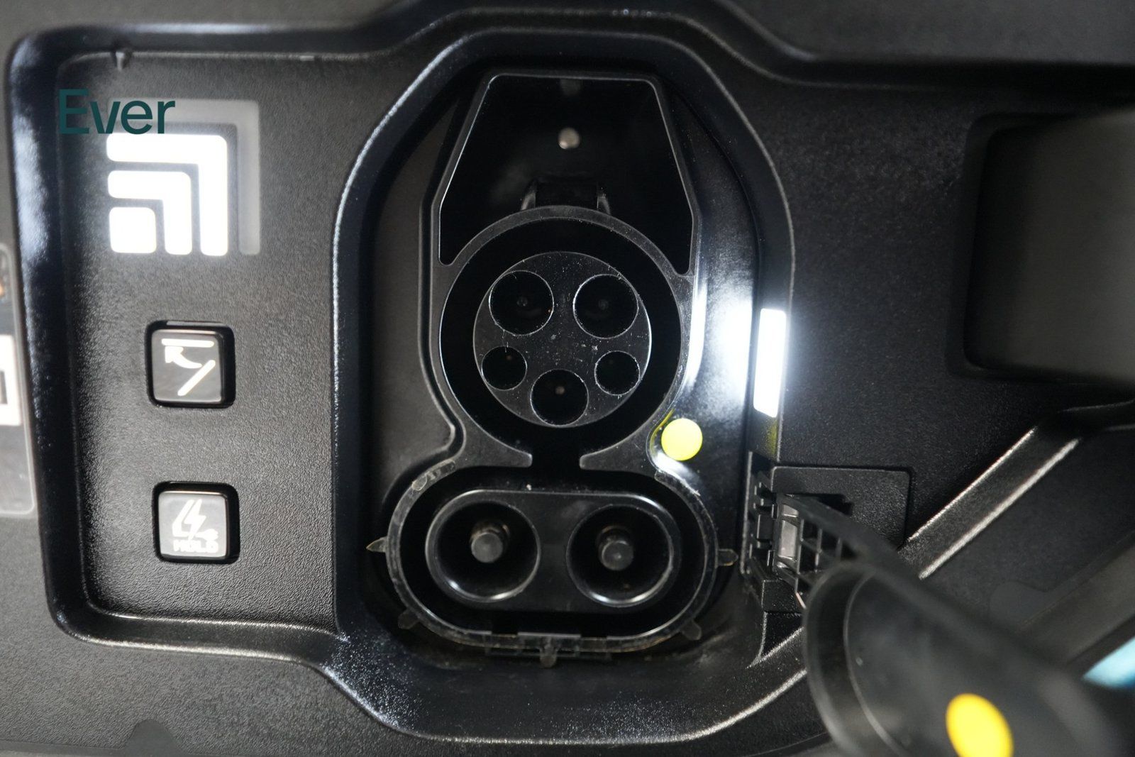 Used 2024 Kia EV9 Land AWD/4WD image 10