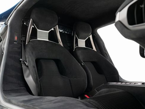 Used 2019 Ford GT RWD image 43