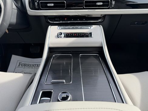 New 2026 Lincoln Aviator Reserve AWD/4WD image 21