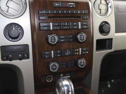 Used 2012 Ford F150 Lariat w/ Lariat Chrome Pkg AWD/4WD image 28