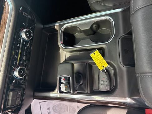 Used 2026 GMC Sierra 1500 Elevation w/ Elevation Premium Package image 21