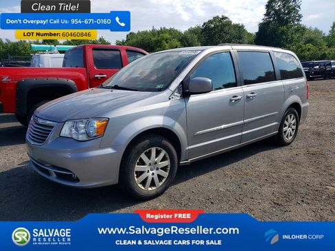 Used 2016 Chrysler Town & Country Touring FWD image 1
