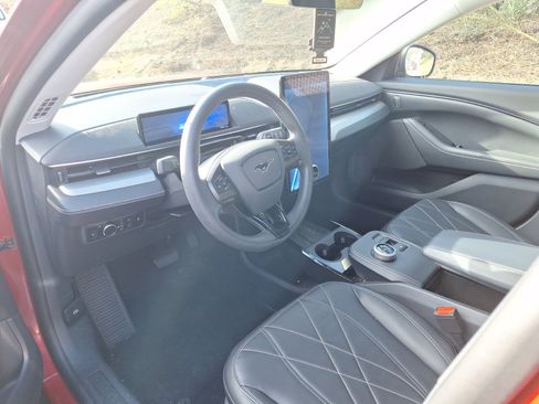 Used 2023 Ford Mustang Mach-E Select w/ Comfort Package Lite image 6