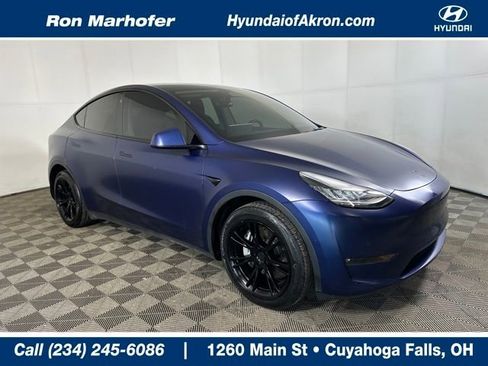 Used 2022 Tesla Model Y Long Range image 1