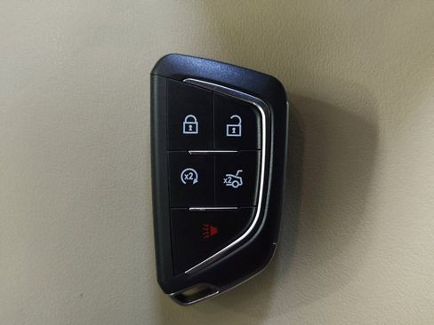 Used 2020 Cadillac CT5 Luxury w/ Cold Weather Package RWD image 32