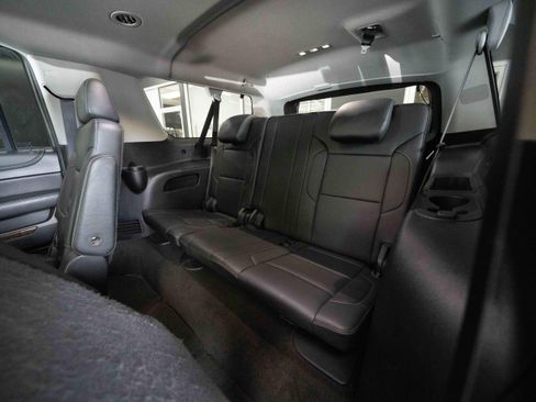 Used 2018 Chevrolet Suburban LT AWD/4WD image 24