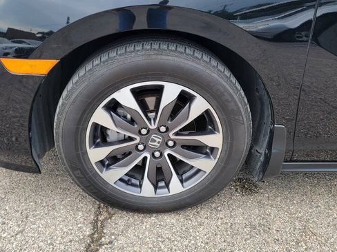 Used 2024 Honda Odyssey EX-L image 21