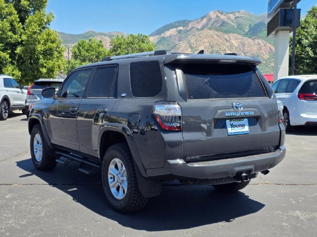 Used 2024 Toyota 4Runner SR5 AWD/4WD image 5