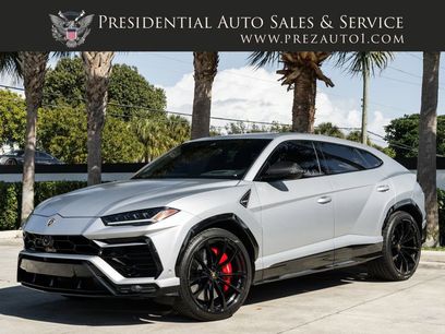 Used 2022 Lamborghini Urus