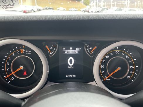 Used 2022 Jeep Wrangler Unlimited Sport image 38