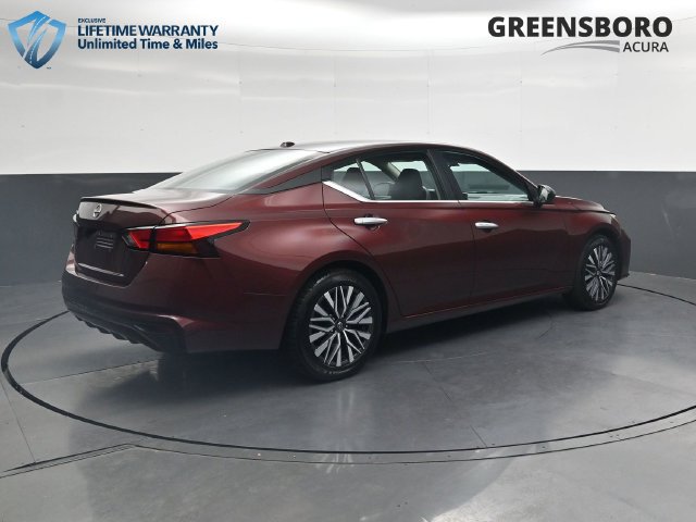 Used 2025 Nissan Altima 2.5 SV FWD image 5