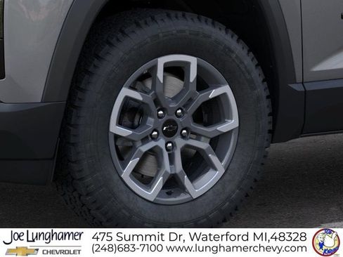 New 2026 Chevrolet Equinox ACTIV w/ Convenience Package III AWD/4WD image 28