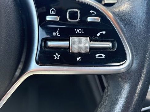 Used 2020 Mercedes-Benz C 300 Sedan image 14