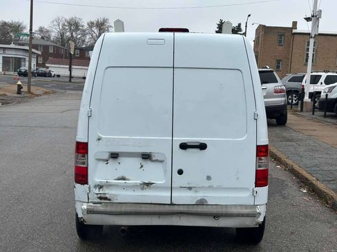 Used 2011 Ford Transit Connect XLT image 7