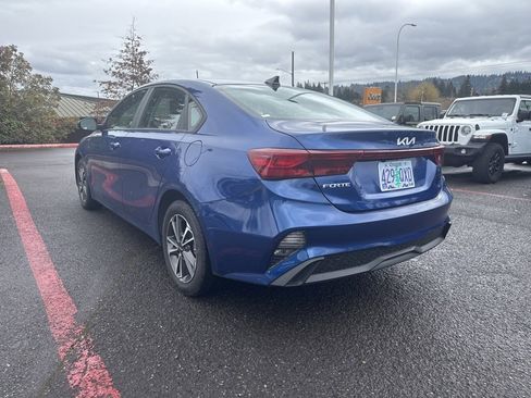 Used 2024 Kia Forte LXS image 5