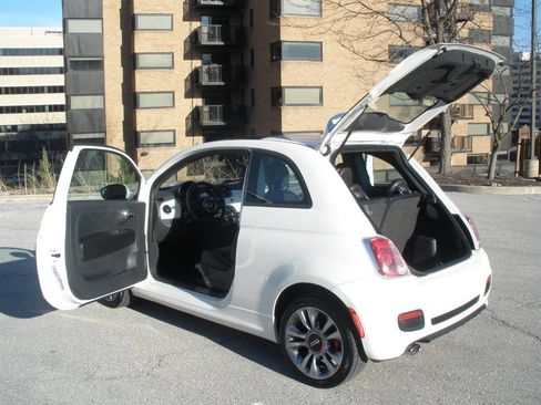 Used 2015 FIAT 500 Sport w/ Comfort/Convenience Group image 21