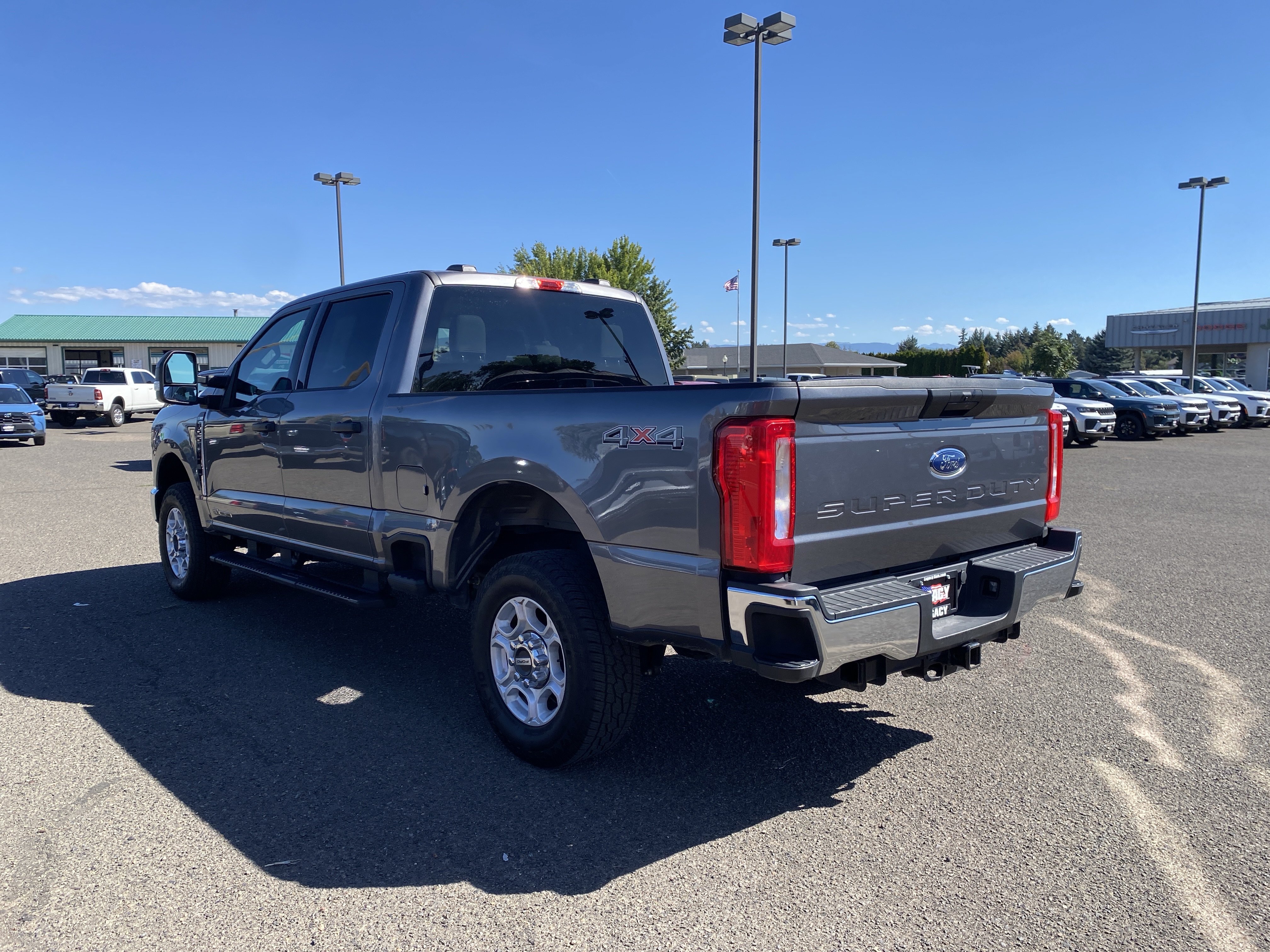 Used 2025 Ford F250 XLT AWD/4WD image 6