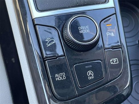 Used 2023 Kia Sportage EX image 40