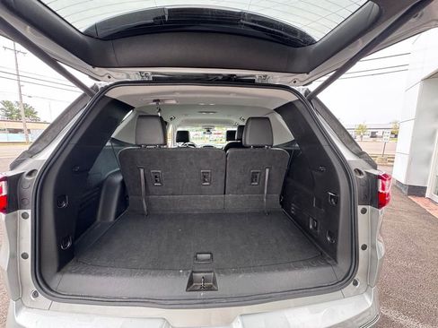 Used 2021 Chevrolet Traverse Premier AWD/4WD image 27