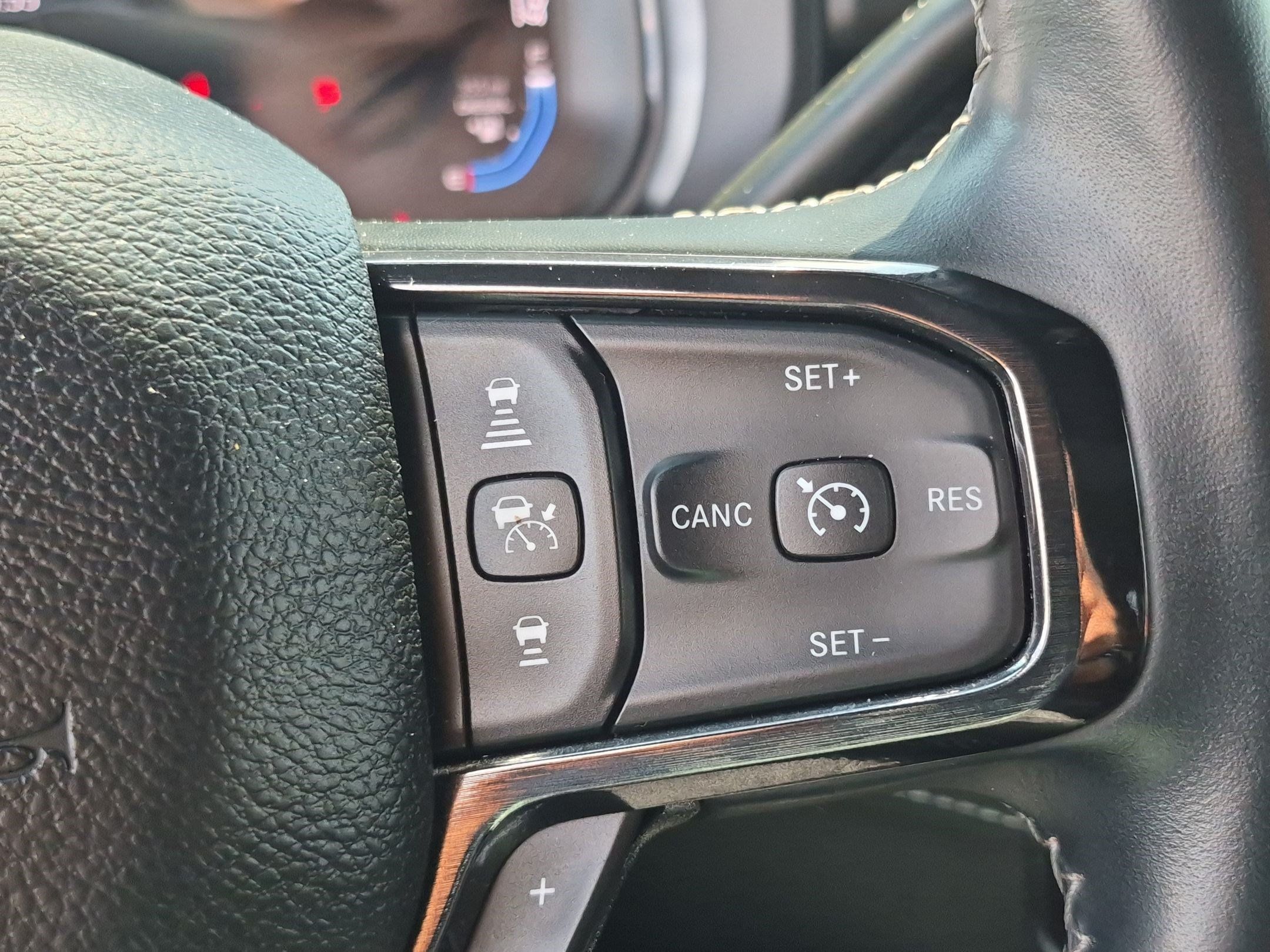 Used 2023 RAM 2500 Limited AWD/4WD image 20