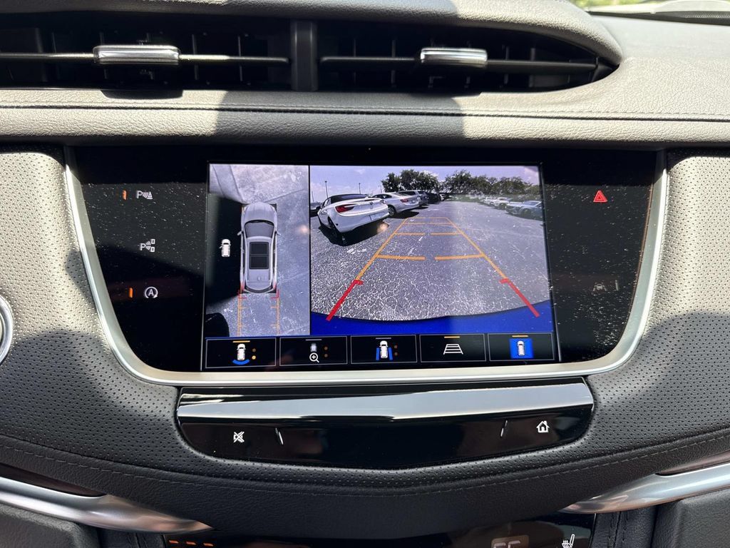 New 2026 Cadillac XT5 Premium Luxury w/ Driver Assist Package AWD/4WD image 24