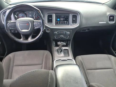 Used 2019 Dodge Charger SXT image 21