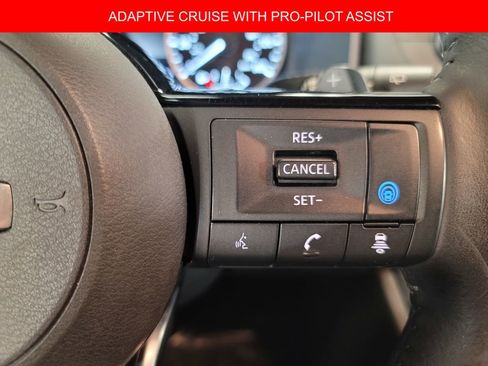 Used 2021 Nissan Rogue SV w/ Premium Package image 14