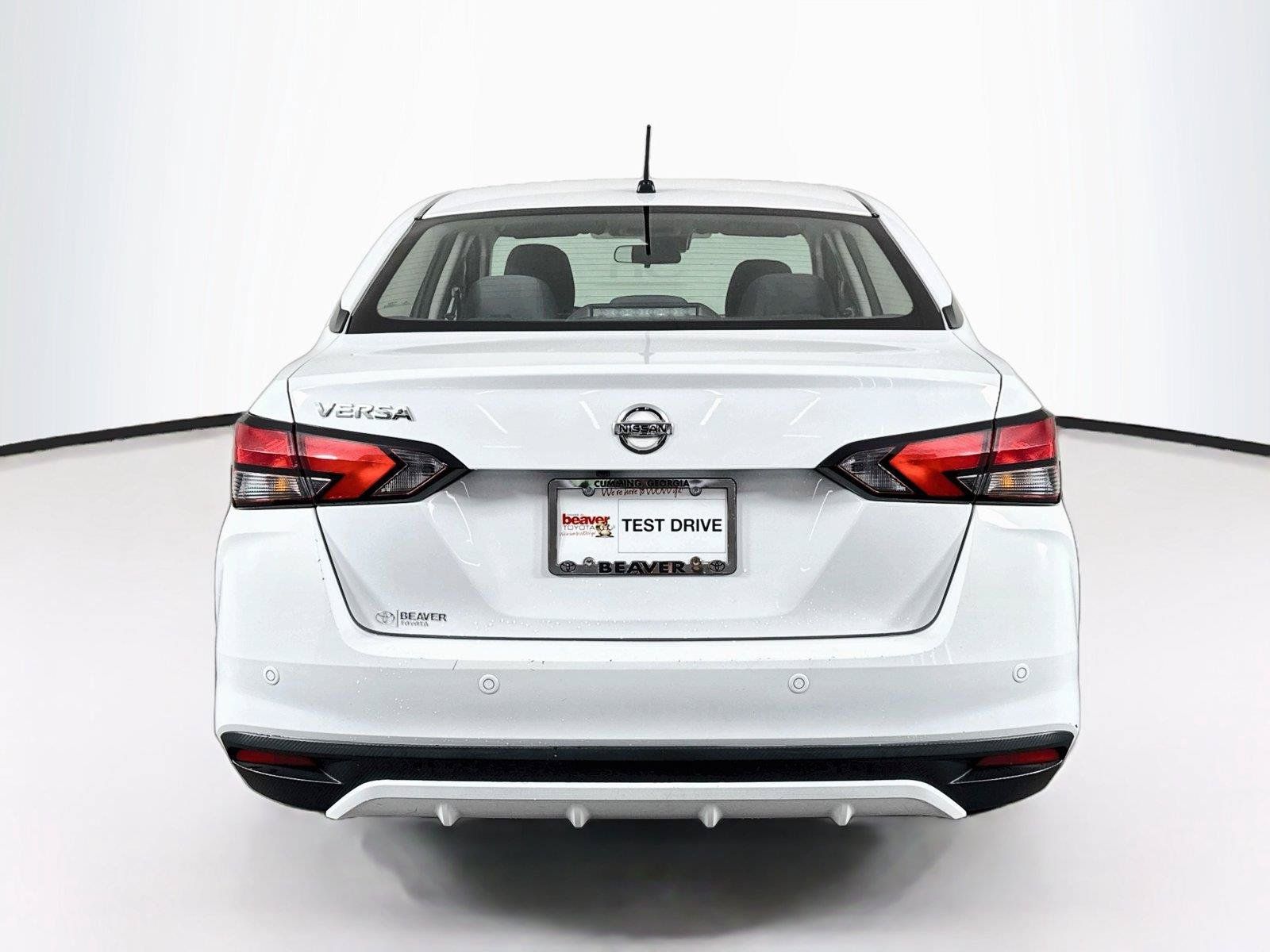Used 2020 Nissan Versa S FWD image 10